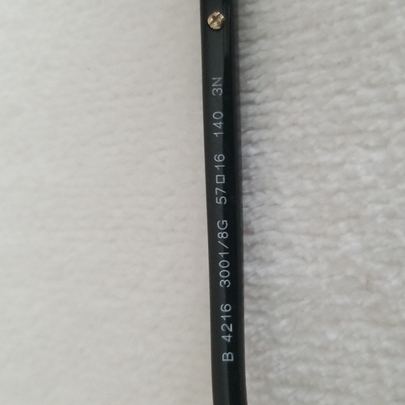 New Burberry Cat Eye Sunglasses - Picture 10 of 12